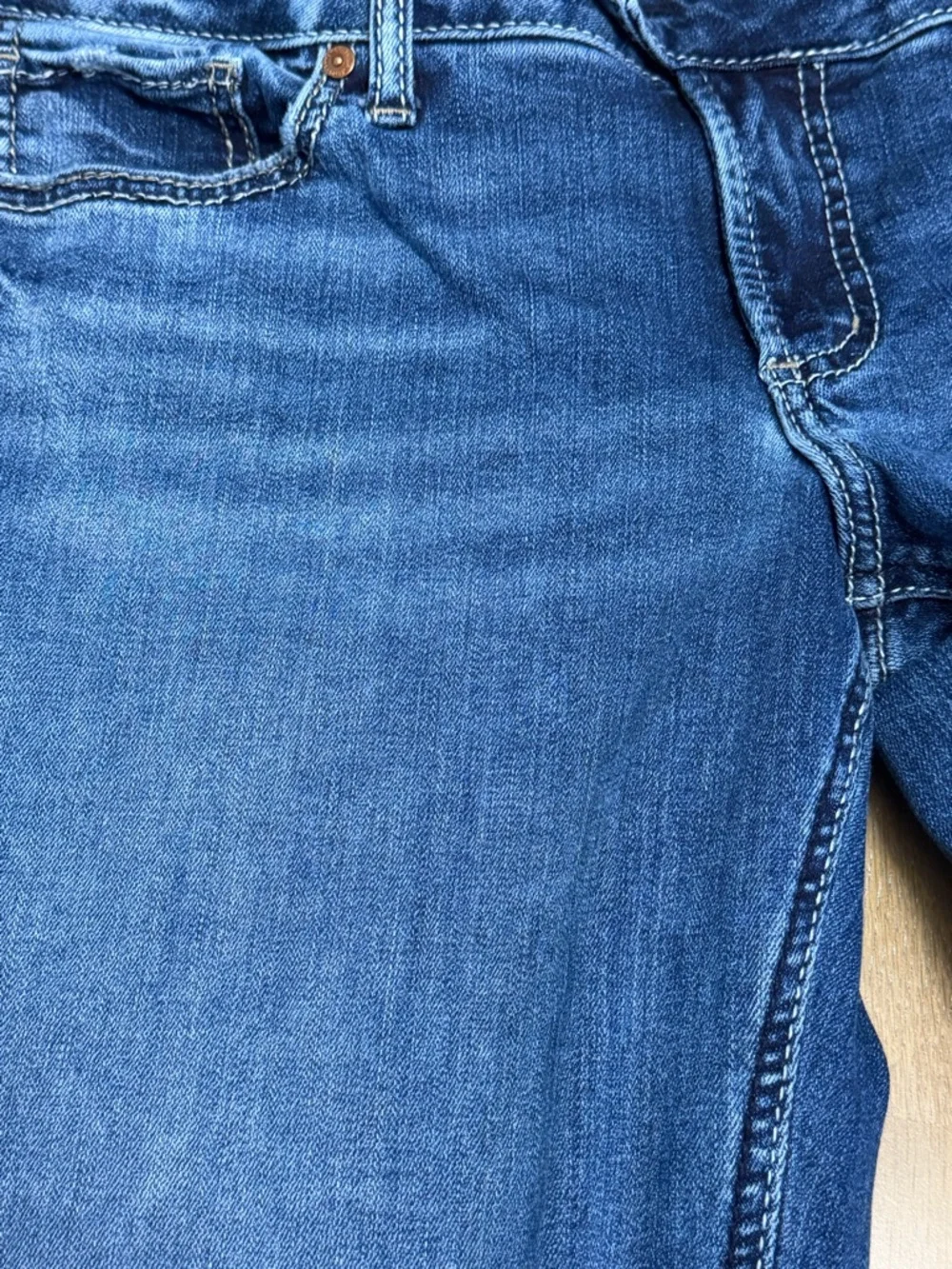 Silver Jeans Tuesday Slim Bootcut 34x31 Y2K Boho Model Off Duty